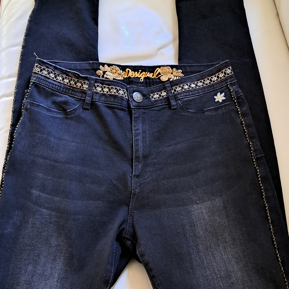 DESIGUAL Black Jeans